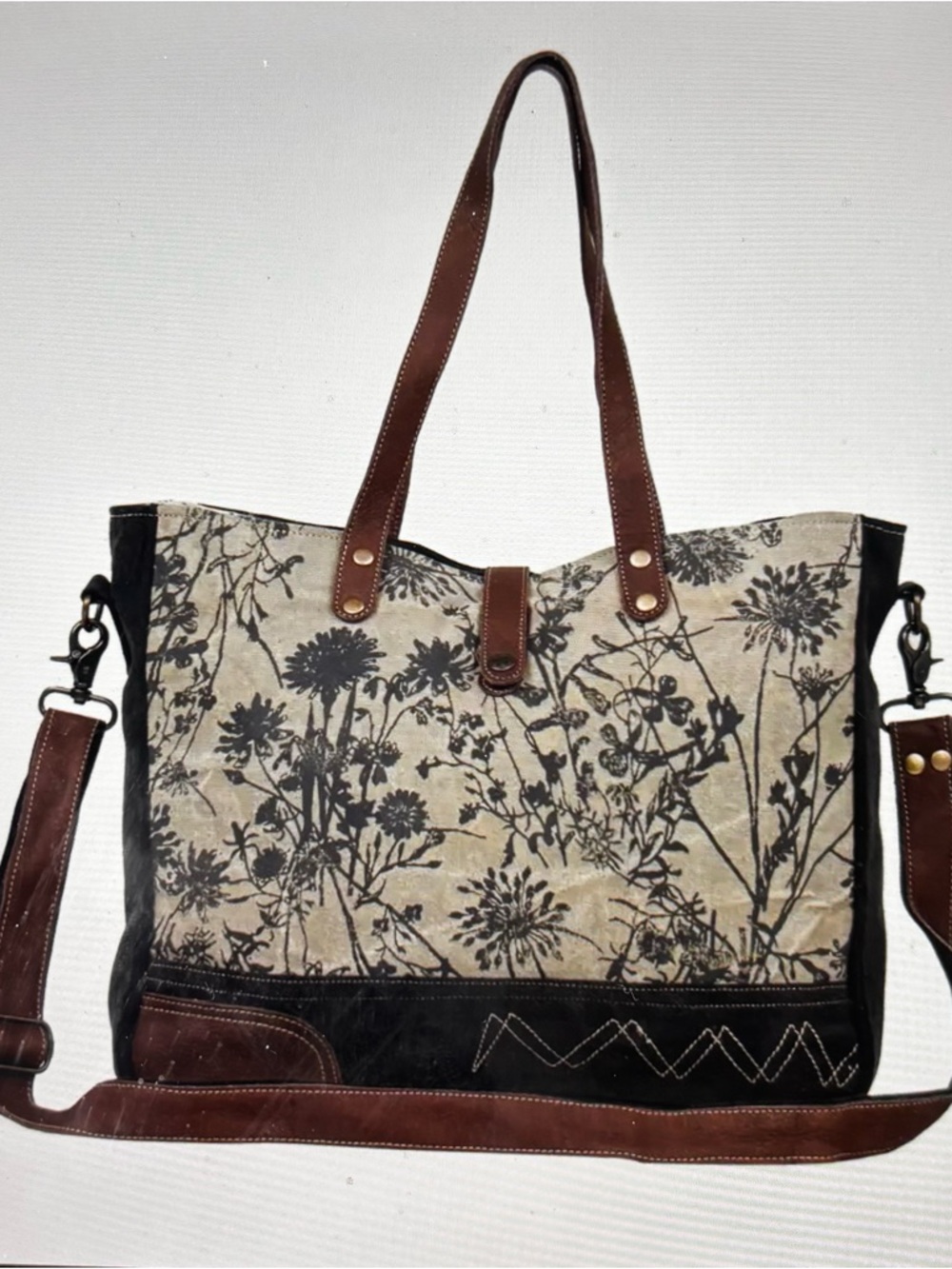 Myra Bag Mystique Messenger Bag